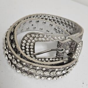 Beltiscool Animal Print Silver Skinny Rhinestone Belt Size 26" Cowboy Bling EUC